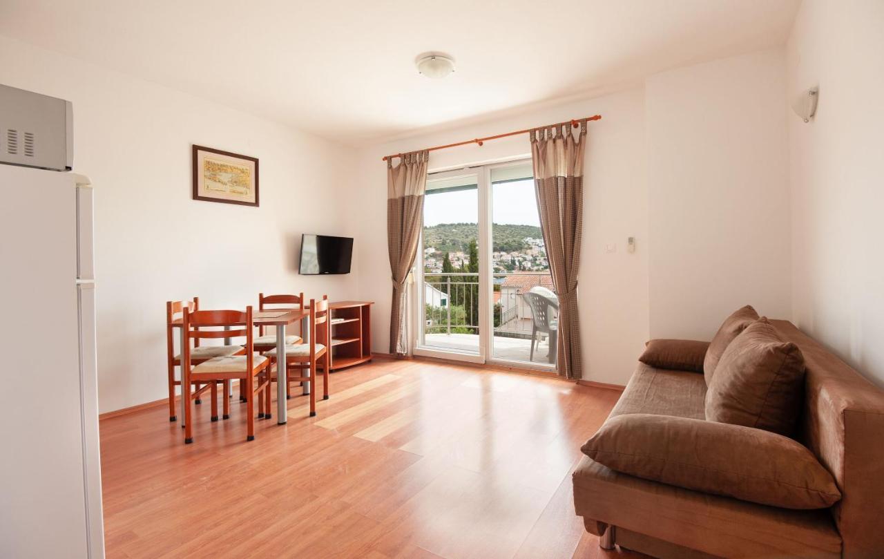 Apartments Lumaduma Trogir Exterior photo