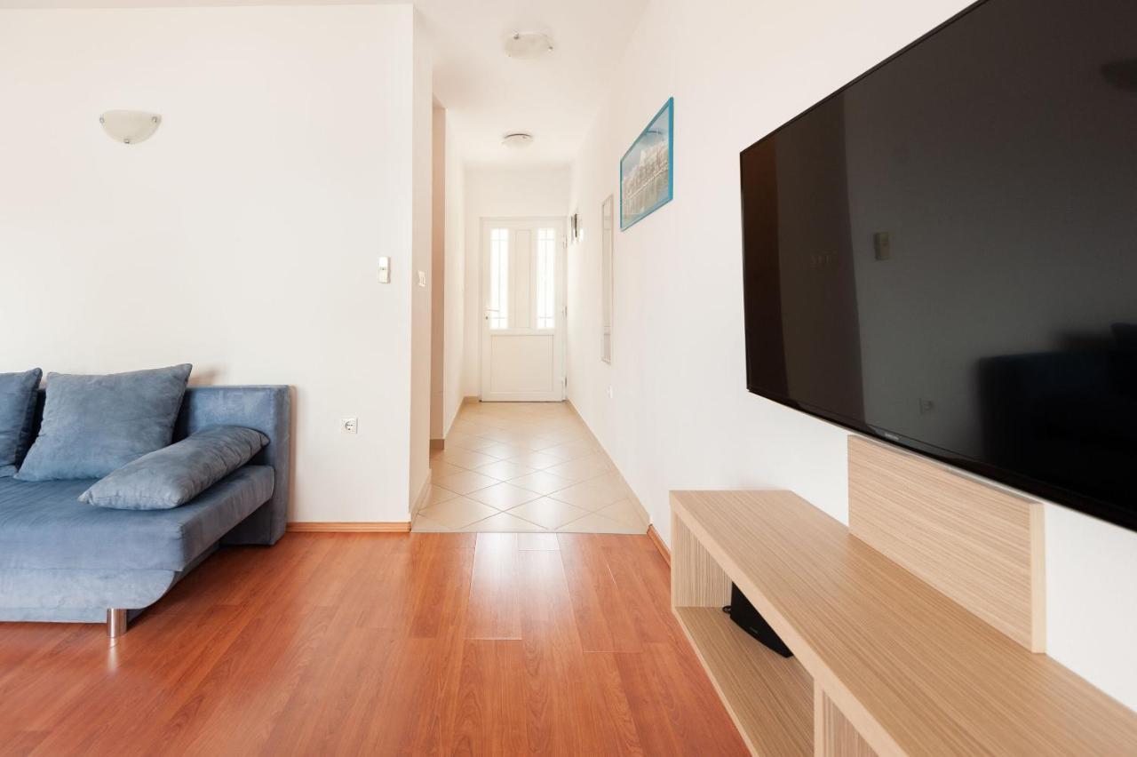 Apartments Lumaduma Trogir Exterior photo