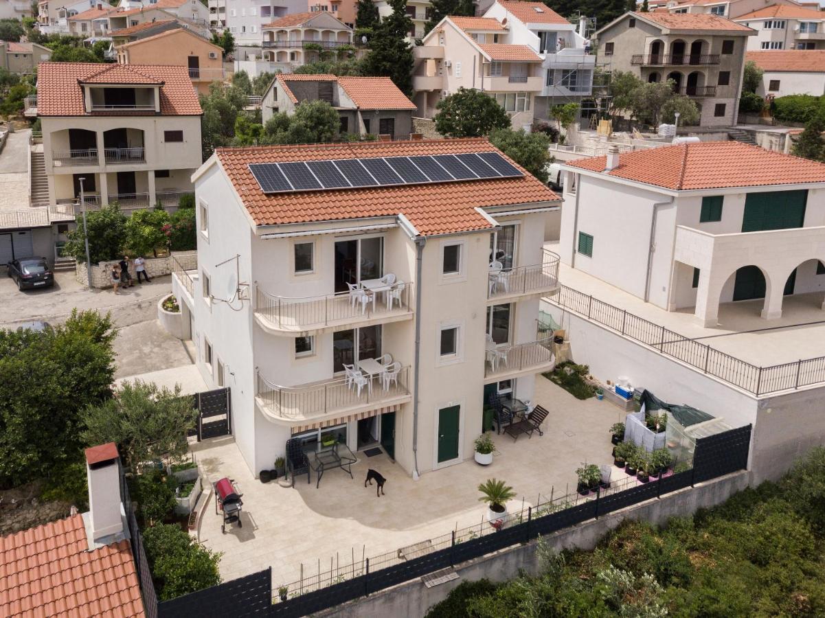 Apartments Lumaduma Trogir Exterior photo